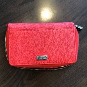 Thirty one Jewel Wallet